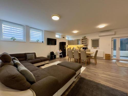 Szob Apartamento | Málnahome Wellness Apartman