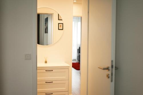 Buchholz Apartamento | Möblierte 3-Zimmer-Wohnung nahe Düsseldorf in Duisburg-Süd