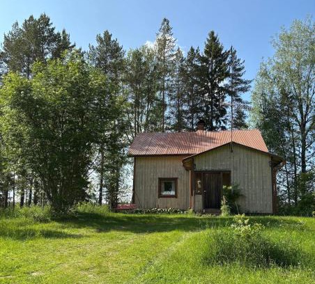 Sonkajarvi Chalet De Esquí | Mökki järvenrannalla
