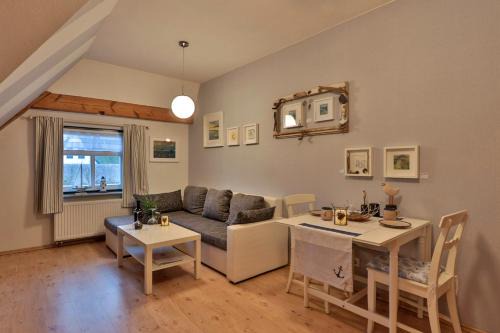 Pepelow Apartamento | Möwennest im FH Zum Reetdachhaus am Haff