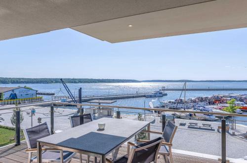 Muritz Apartamento | Müritzsonne - Apartment in der Hafenresidenz mit Balkon & Wellness
