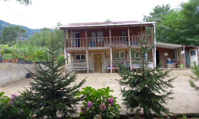 Akcaabat Chalet De Esquí | Müstakil bağ evi Trabzon derecik sera gölün den 7 km uzakta
