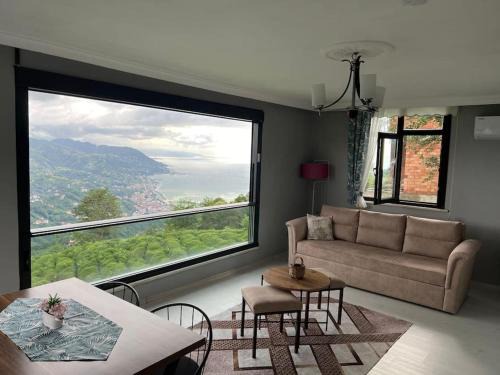 Cayeli Apartamento | Müthiş manzaralı korudağevi