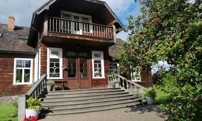 Ranka Casa | Mīlmaņi