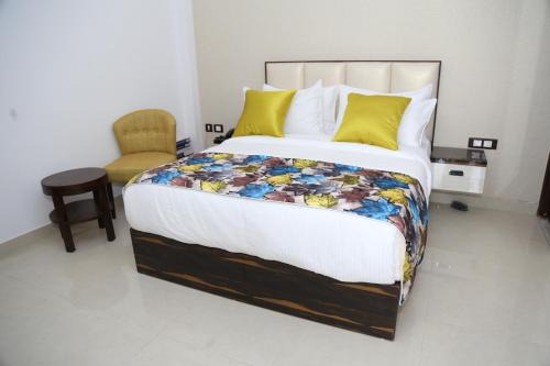 Greater Noida Apartamento | M K HOTEL AND RESTAURANT