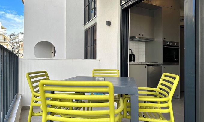 Moschato-Tavros Apartamento | M & M 2 in the city