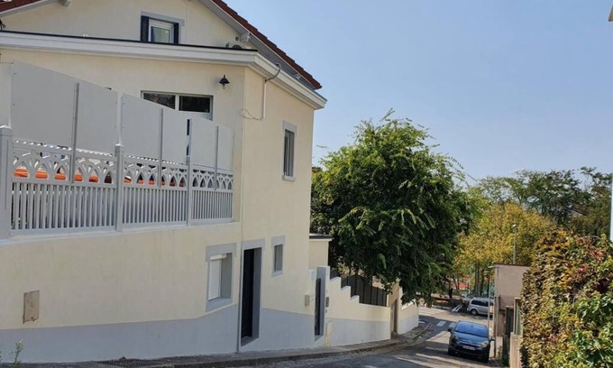 Saint-Fons Apartamento | M Select Sense, Quality Comfort Simplicity