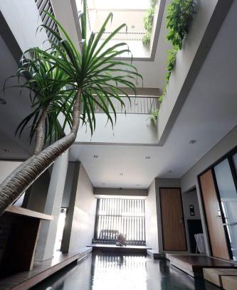 Binong Casa | M Suite