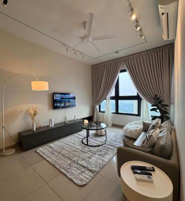 Taman Pertama Apartamento | M Vertica KL 3BR
