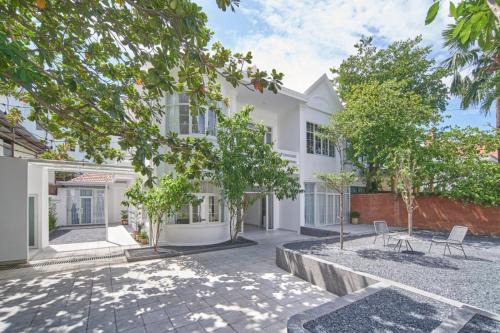 Thao Dien Hotel | M Village Living 47 Thảo Điền