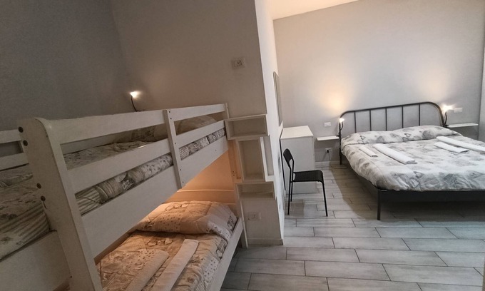 Villa San Giovanni Apartamento | M1 Sesto Marelli Holiday Home