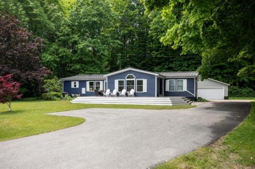 Traverse City Casa | M22 & You Beach Sauna AC