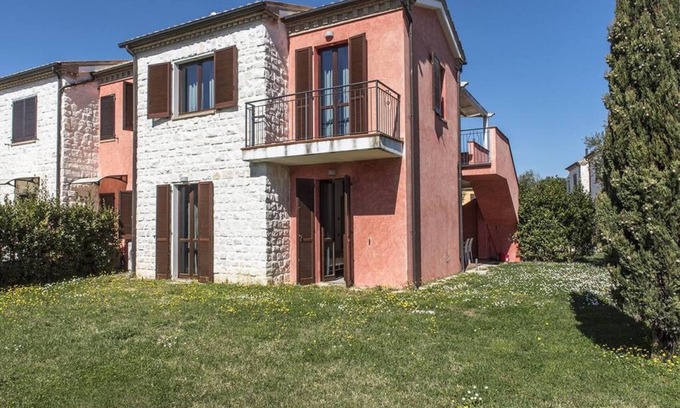 Numana Apartamento | M347 - Marcelli, comfortable new three-room apartment with swimming pool and ga
