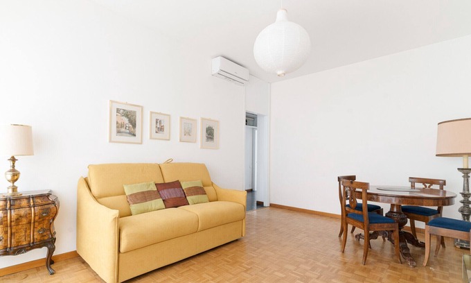 Zona Solari Apartamento | M4 Coni Zugna Bright Apartment