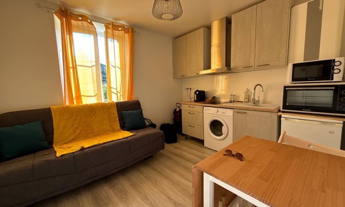 Milly-la-Foret Apartamento | Ma Belle Conciergerie - Cosy F2 historic center