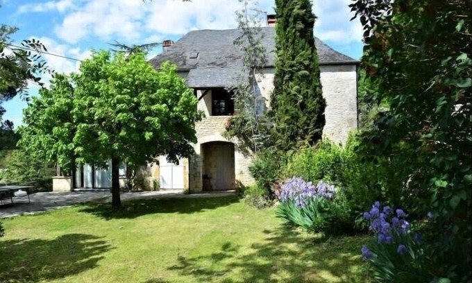 Floirac Casa | Ma maison de famille en Quercy avec piscine
