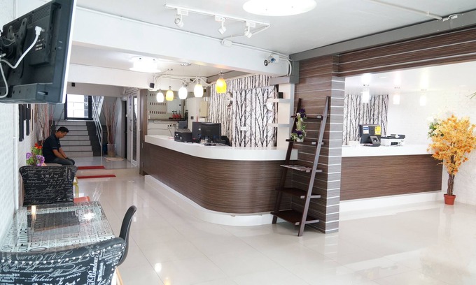 Nonthaburi Hotel | Ma Non Nont Hotel & Apartment