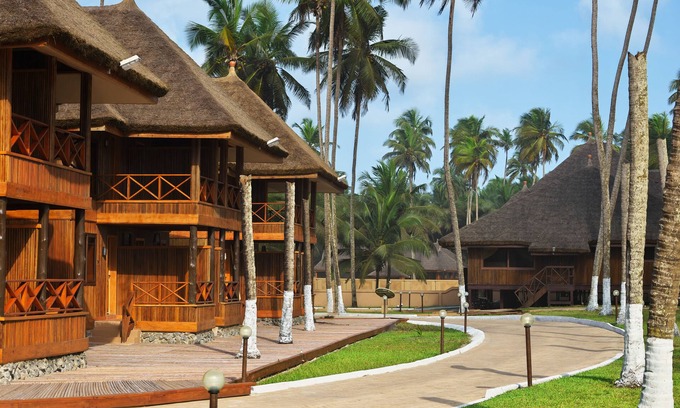 Bakanta Complejo | Maaha Beach Resort