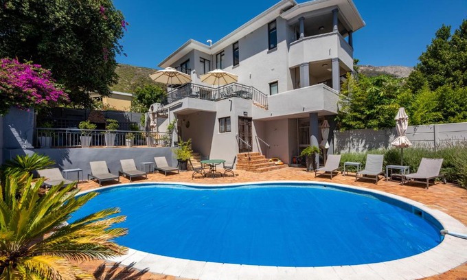 Fresnaye Casa | Maartens Guesthouse