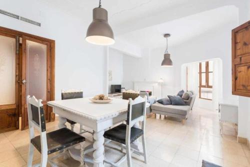 Campanet Apartamento | Maca Plaza