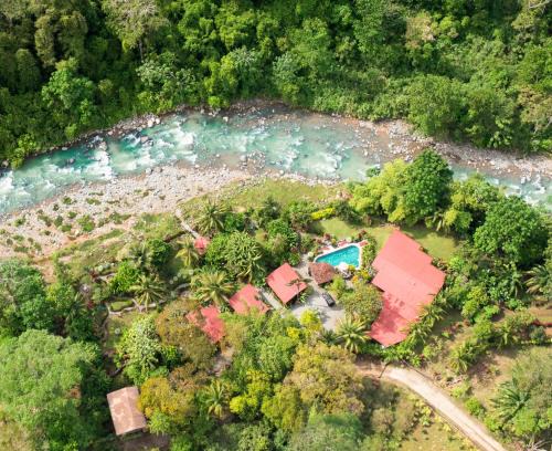 Uvita Casa | Macaw Villa - Riverfront With A Pool