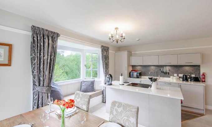 Taynuilt Casa | MacDonald Apartment