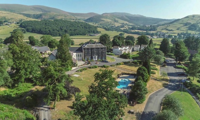 Cwrt Complejo | Macdonald Plas Talgarth Resort