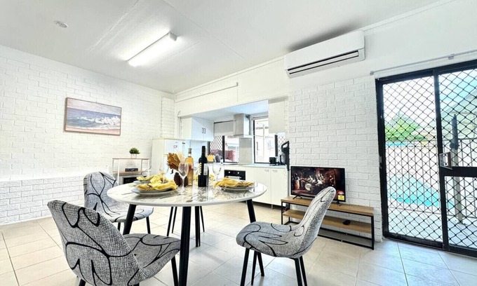Robertson Casa | Macgregor 2bed studio