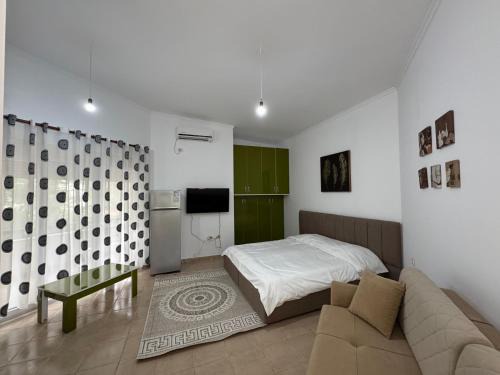 Ishem Complejo | Machiavelli Apartments Lura 1