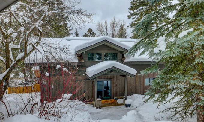 McCall Casa | Mackinaw Manor by Casago McCall - Donerightmanagement