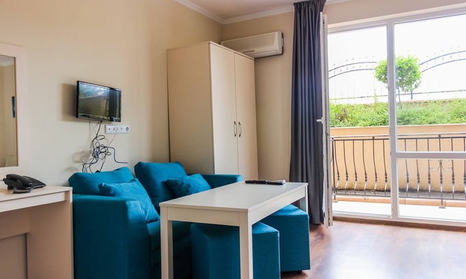 Intsaraki Condominio | Macon Residence es uno de los complejos vacacionales más modernos de Sveti Vlas.