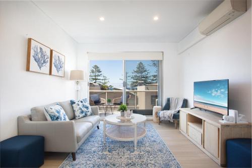 Dee Why Apartamento | MadeComfy Trendy Apartment on Dee Why Beach