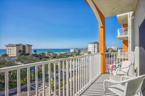 Madeira Beach Casa | Madeira Bay Resort I 1504