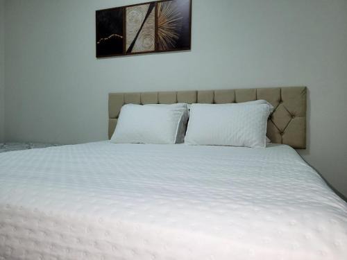 Juina Apartamento | Madeira Lofts - Suite 01
