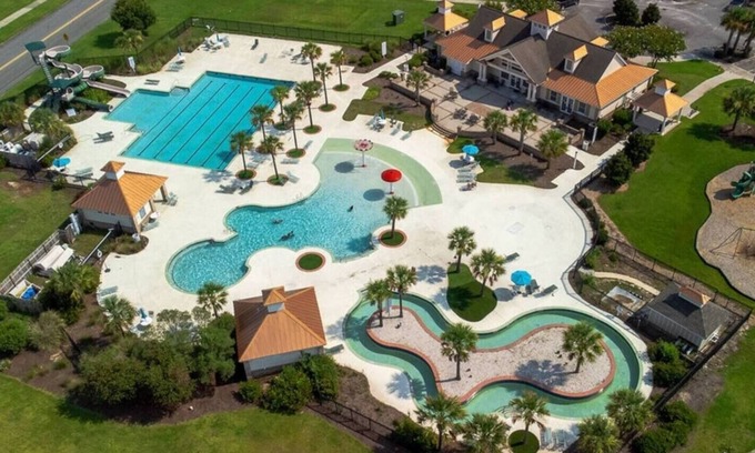 Port Wentworth Casa | Madisyn’s Manor - Luxe Comfort + Style Pet Friendly & Amazing Pools