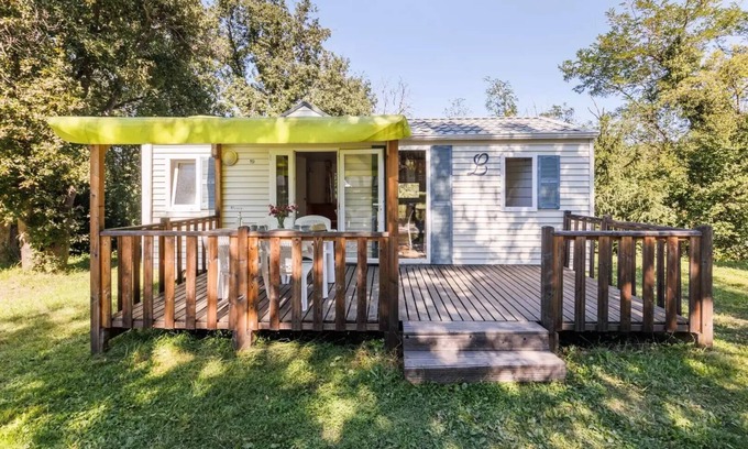 Chatel-Guyon Casa | Maeva Respire campsite in La Croze *** - 3 Room Relaxation Mobile Home 4 People + TV