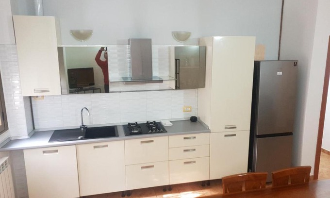 Zona Lancetti Apartamento | Maffucci 24 BILOCALE MOLTO SPAZIOSO E MODERNO