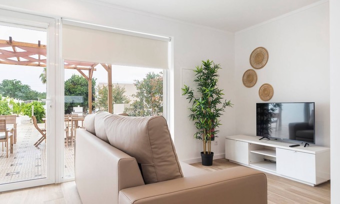 Palhais Casa | Magalhães Village - House 3 by LovelyStay