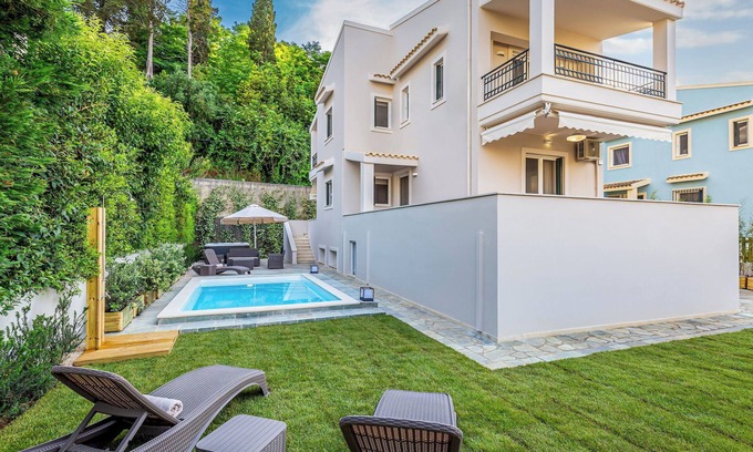 Potamos Casa | Magdalena Home - Outdoor pool | heated Jacuzzi