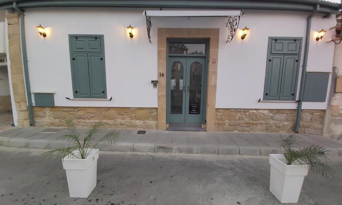 Larnaca City Centre Hotel | Magdalene's City House Inn