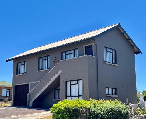 Witsand Casa | Magdamol holiday home