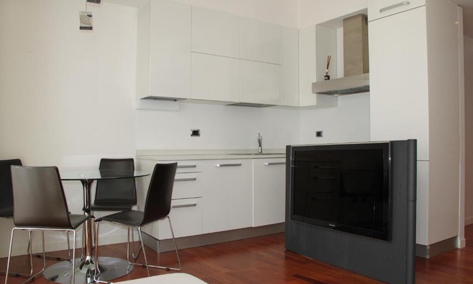Garegnano Apartamento | Maggiore Cozy Apartment