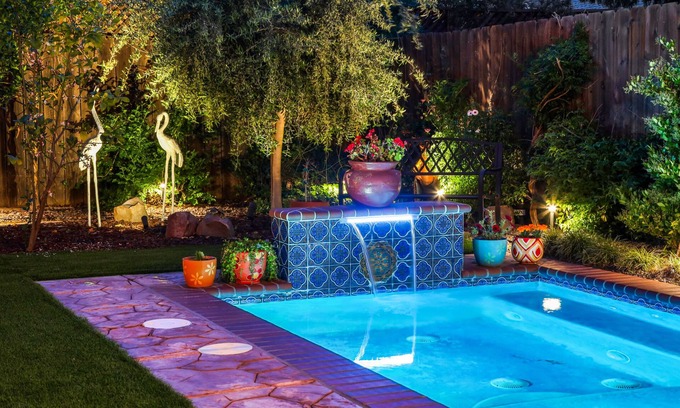 Lodi Casa | Magical-dwntwn Lodi, hot tub, firepit, wine tasting, backyard oasis