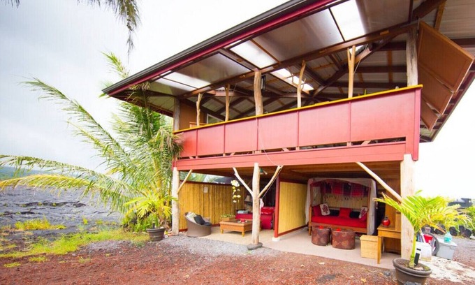 Kalapana Cabaña | Magical Lava Temple Eco-Retreat w Volcano Views and Black Sand Beaches