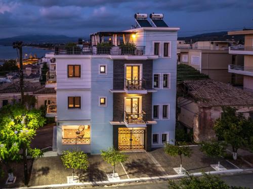 Kiparissia Apartamento | Magical Seaside Town Boutique Apts 2