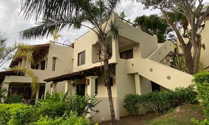 Santa Barbara Apartamento | Magical Sunsets at Coco Sunset Hills