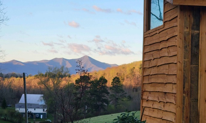 Candler Cabina | Magical Views at Olivia’s Cozy Cabin
