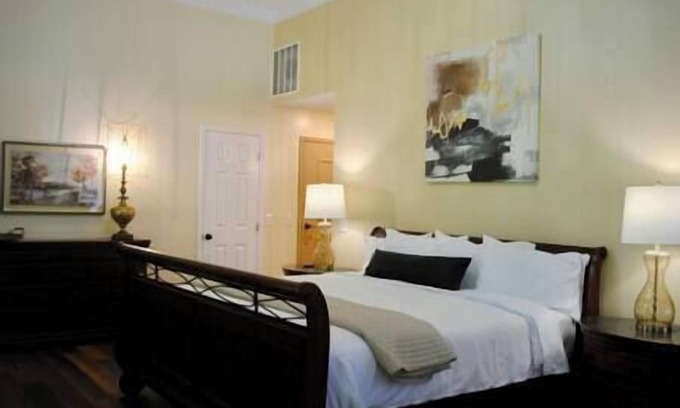 Jefferson City Apartamento | Magistrate Rm, The Lodge at Old City Hall