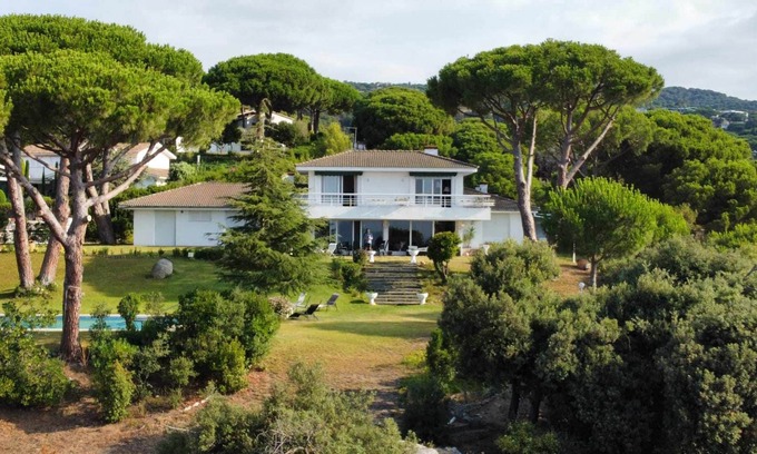 Sant Andreu de Llavaneres Casa | MAGNIFICA CASA EN ST. ANDREU DE LLAVANERES