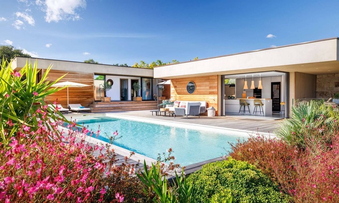 Pinarellu Casa | Magnificent villa with swimming pool in Pinarello